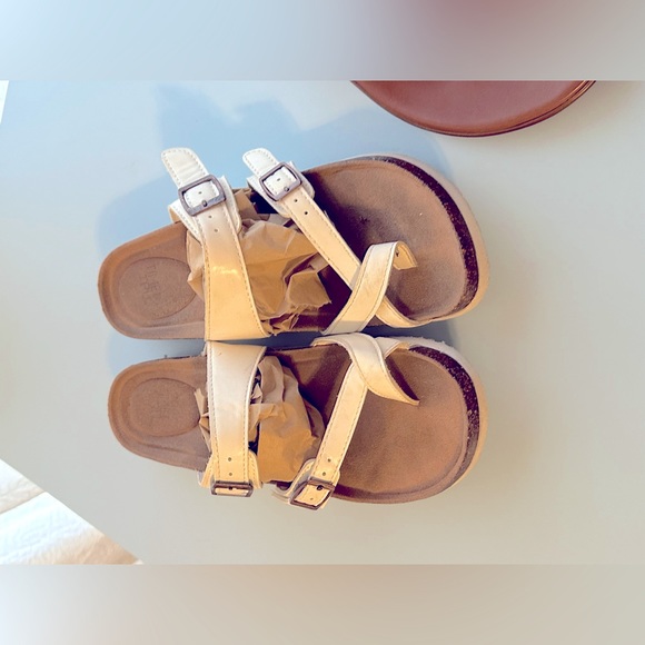 Women’s Sandal bundle - Picture 5 of 6
